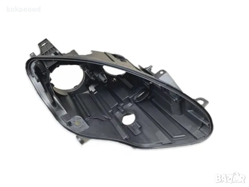 Корпус за фар на Mercedes R-Class W251 Facelift, снимка 1
