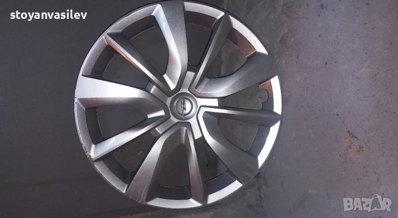 Тас 16 цола Опел, снимка 1