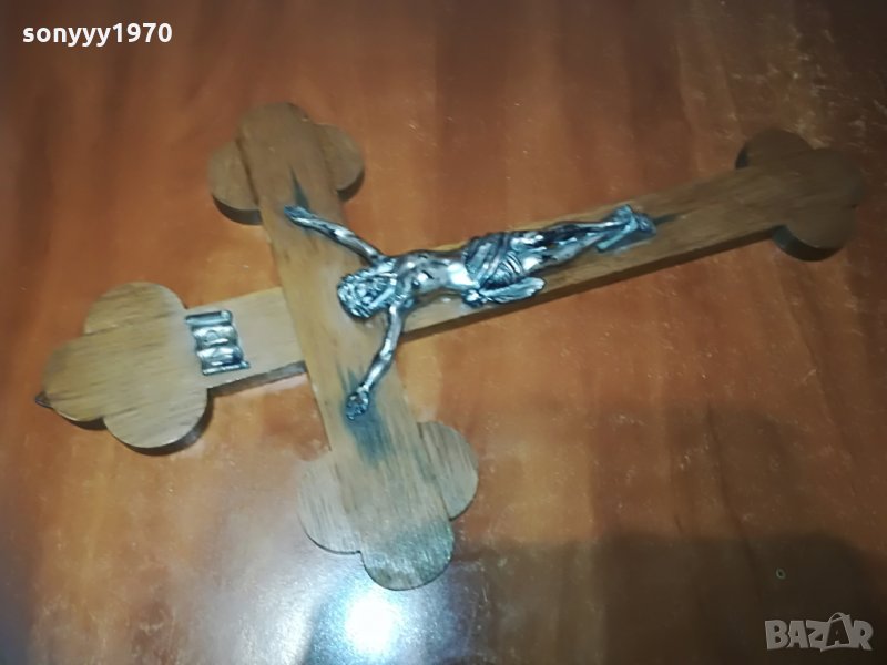 ДЪРВЕН КРЪСТ С РАЗПЯТИЕ-ГОЛЯМ 46Х27СМ, снимка 1