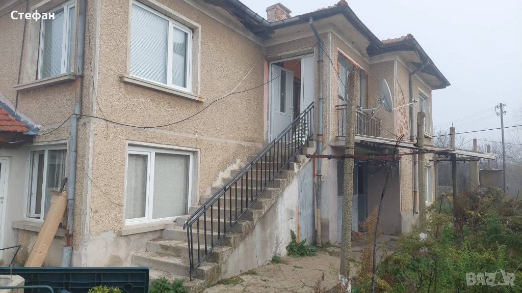 Къща на село, снимка 1