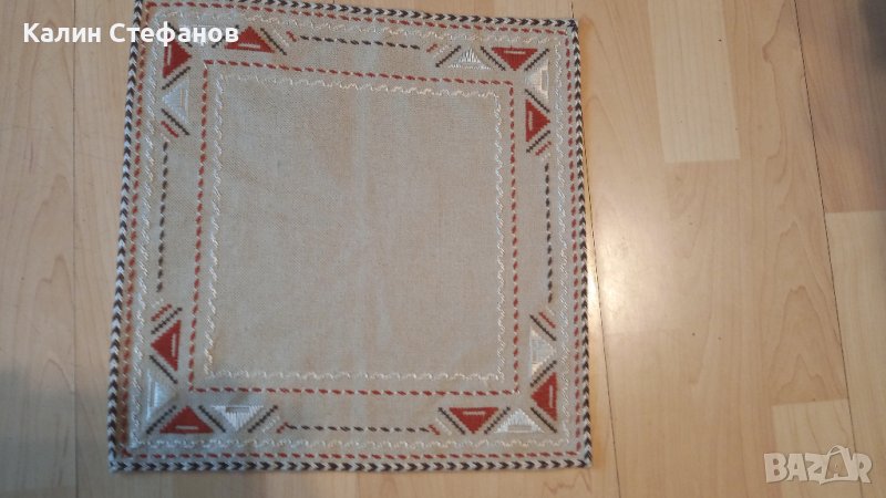 Шито каренце на ленена основа, снимка 1