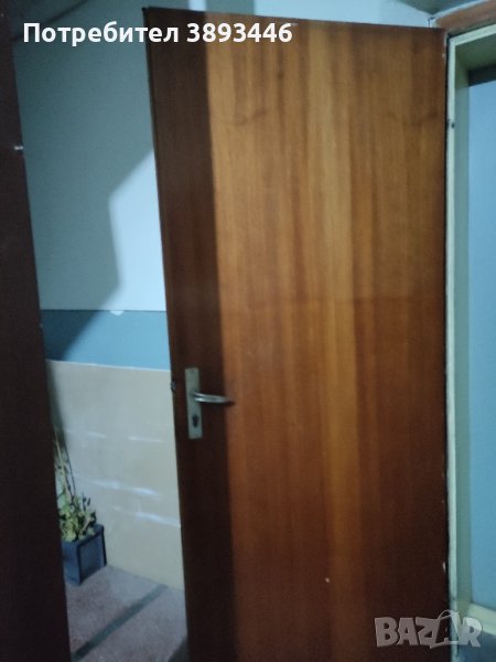 Входна врата, снимка 1
