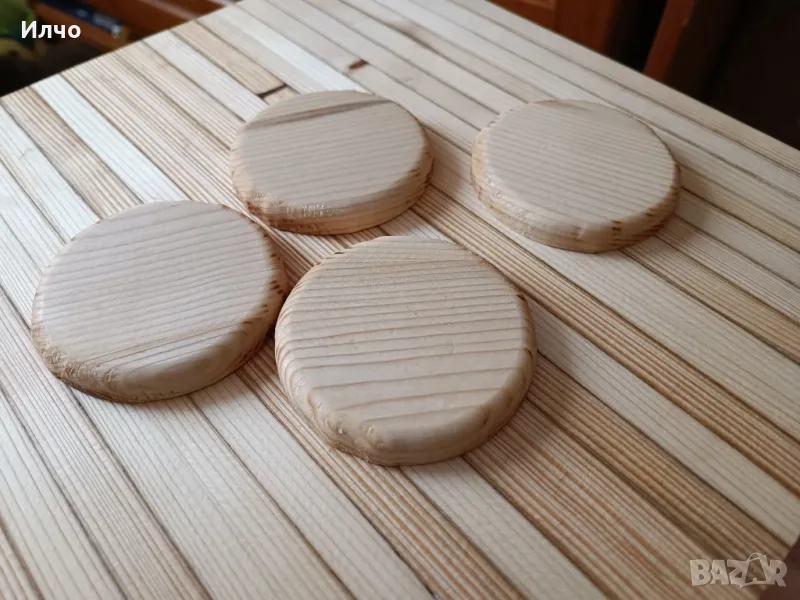 комплект от четири ръчно изработени дървени подложки за чаши , снимка 1