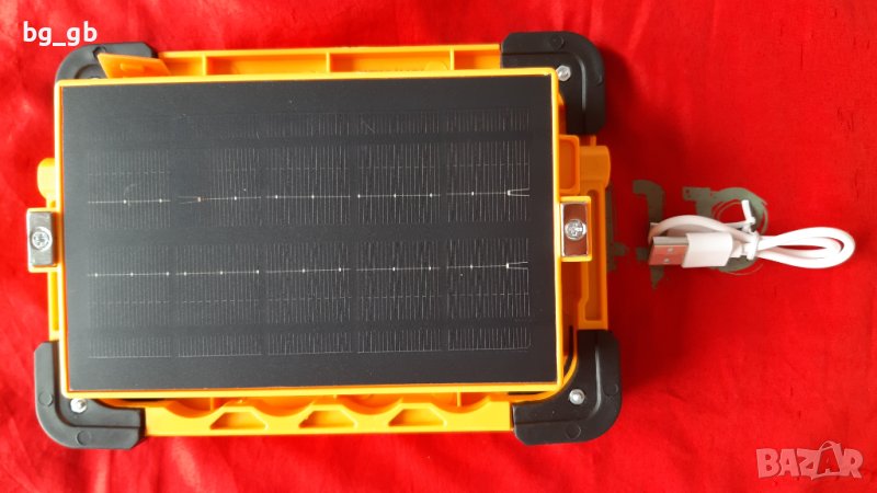 Мощен соларен мултифункционален прожектор с Power bank 11000 ma/h, снимка 1