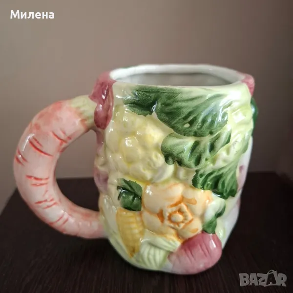 Декоративна чашка със зеленчуци, снимка 1