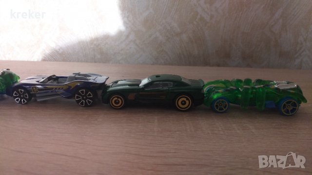 Комплект от 5 метални колички, снимка 2 - Коли, камиони, мотори, писти - 40136972