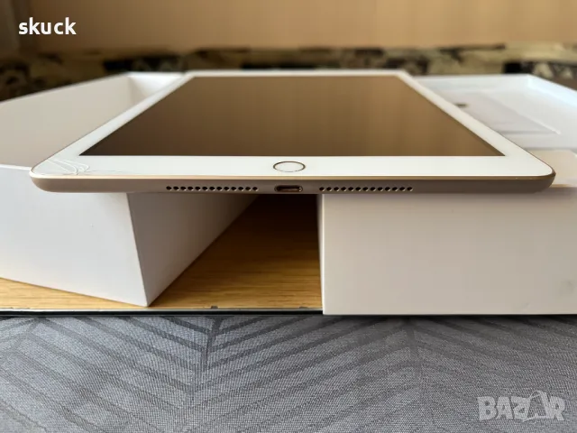 APPLE iPad 5 GEN 9.7" - 32 GB, Gold (MPGT2B/A), снимка 7 - Таблети - 50145798