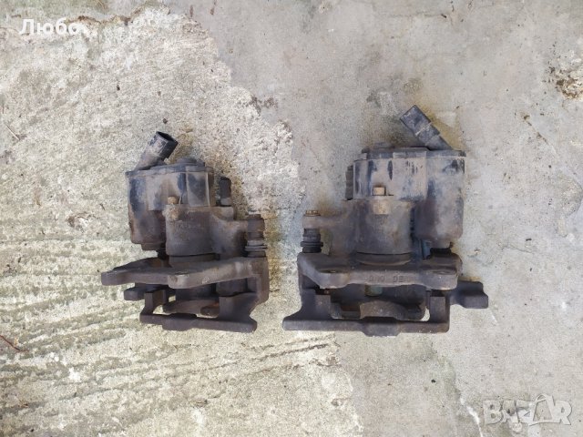 Задни спирачни апарати с ел.моторчета за ръчна за Ауди А6 Ц6 4ф 3.0тди БМК Audi A6 C6 4F 3.0tdi, снимка 2 - Части - 33502338