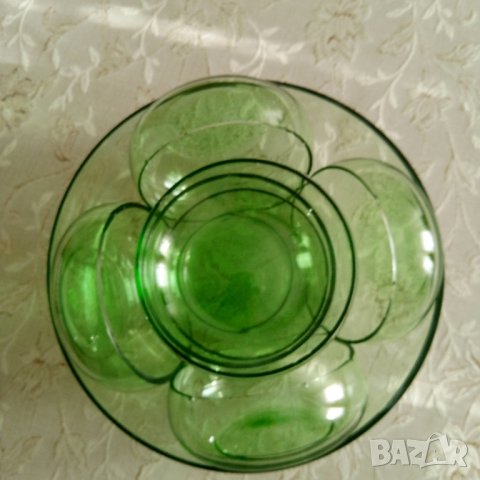 Зелен стъклен сервиз, снимка 13 - Сервизи - 43368170