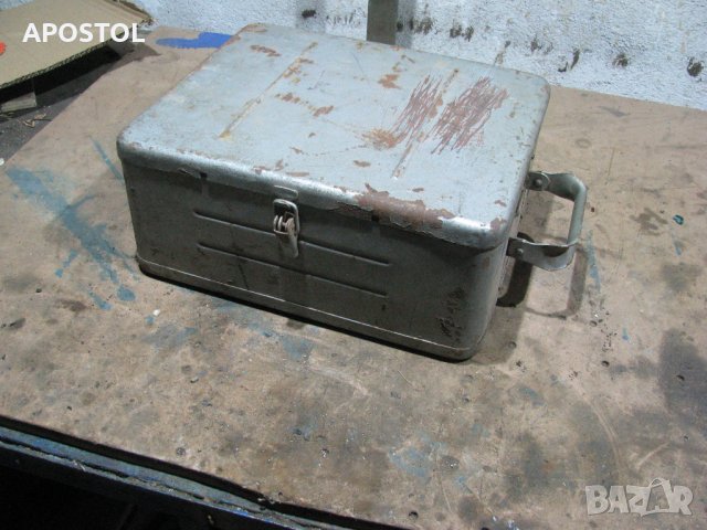 метален куфар, снимка 5 - Куфари с инструменти - 34816928
