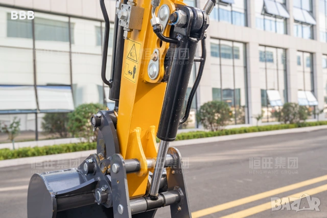 Продавам багер Hengwang HW 25W, снимка 12 - Индустриална техника - 53217155