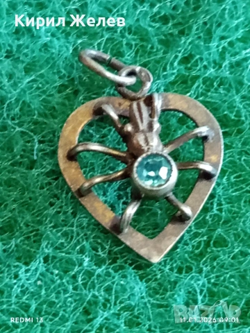 Винтидж сребърен медальон Love Bug Любовно буболече с Топаз много красив стилен дизайн 52579, снимка 2 - Колиета, медальони, синджири - 53059877