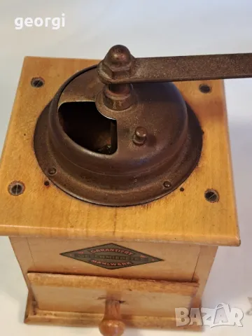 ретро дървена мелница за кафе Mahlwerk  24/1, снимка 2 - Декорация за дома - 49411255