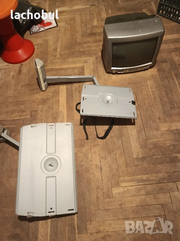 Стенни стойки за телевизор с кинескоп - 2 броя: за 14" и за 25" TV, снимка 2 - Стойки, 3D очила, аксесоари - 53426659