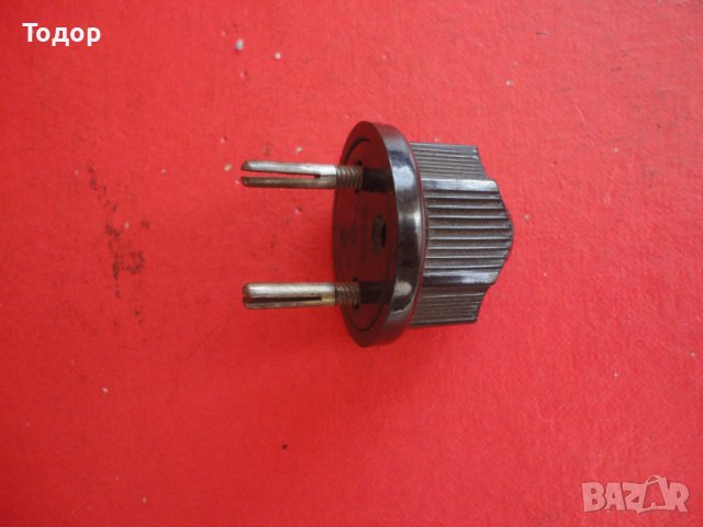 Немски бакелитов щепсел DRGM, снимка 2 - Колекции - 43534114