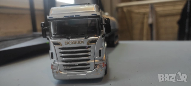 Модели камиони мащаб 1:50, снимка 12 - Колекции - 50838056