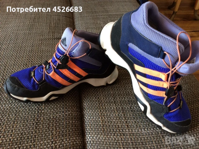 Маратонки Adidas gore-tex, снимка 3 - Маратонки - 50959100