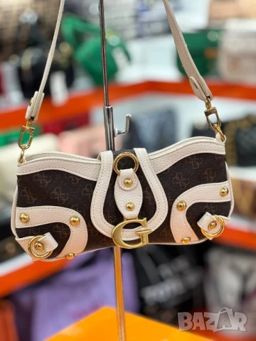 чанти guess , снимка 5 - Чанти - 51389583