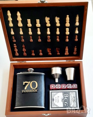 Подаръци за кръгла годишнина - шах с карти и бутилка за алкохол, снимка 3 - Подаръци за юбилей - 39998329