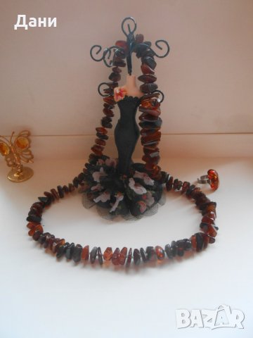 Старо дамско колие кехлибар , снимка 2 - Колиета, медальони, синджири - 27009926