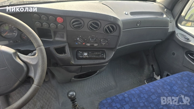 Продава се Ивеко Дейли 35 S 14, 2004г, снимка 13 - Бусове и автобуси - 52889646