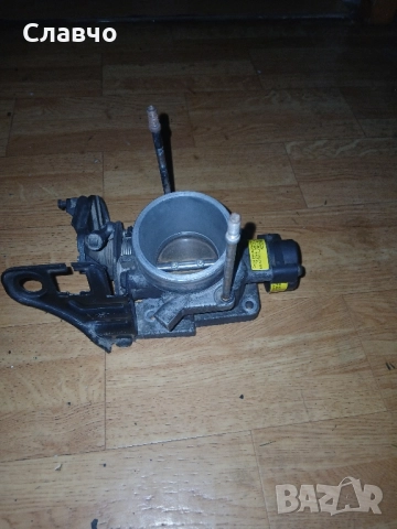 Дроселова клапа форд мондео мк2 1.8 2.0бензин, снимка 8 - Части - 52084977