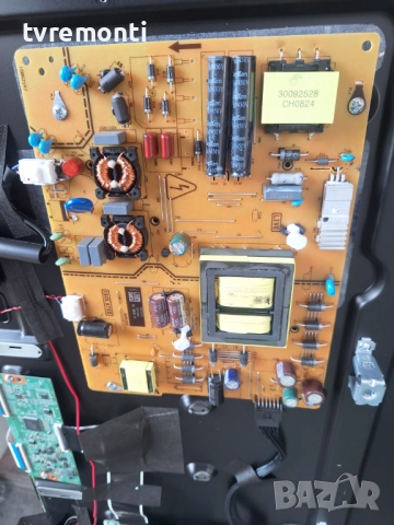 Платка 17IPS72 ,за 55-инчов телевизор Telefunken Модел  D55U750X2CWI​, с дисплей VES550QNFH-N1-Z02​ 