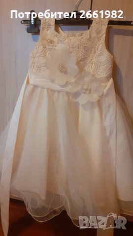Официална детска рокля - кремав цвят, разкошна!, снимка 3 - Детски рокли и поли - 36688707