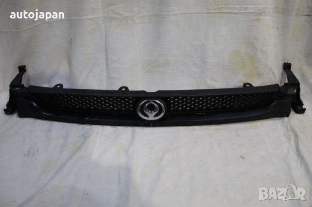 Предна решетка с емблема Мазда 323ц ба 96г Mazda 323c ba 1996