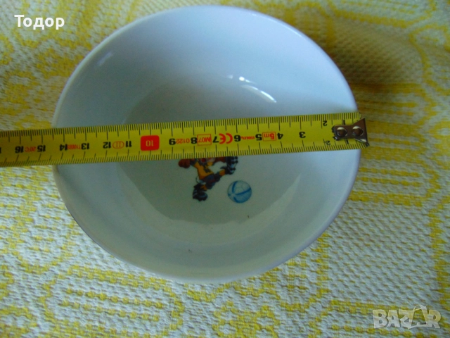 Четири порцеланови купи , снимка 8 - Чинии - 51888978