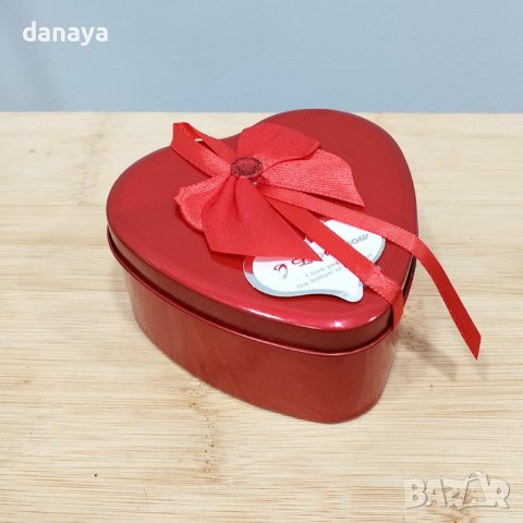 4408 Подаръчен комплект Рози в кутия сърце, снимка 2 - Декорация за дома - 43986183