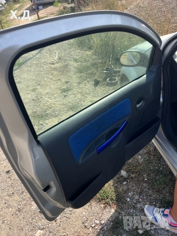 Ситроен Ц2 1.4 Бензин 75коня 2003г На части, снимка 10 - Автомобили и джипове - 51500591