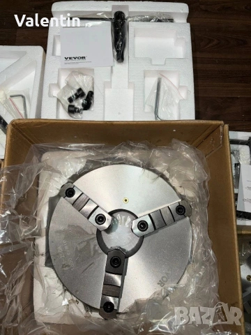 Универсал/патронник с три челюсти Ф250, снимка 2 - Други инструменти - 53460514