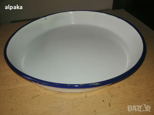 Продавам три нови български емайлирани тави, от едно време, снимка 4 - Съдове за готвене - 49782499