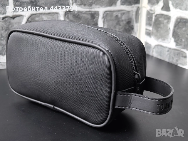 Tommy Hilfiger чанта тип несесер , снимка 6 - Чанти - 52826192