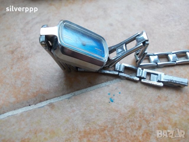  Дамски часовник Лъч , снимка 2 - Други ценни предмети - 27351750