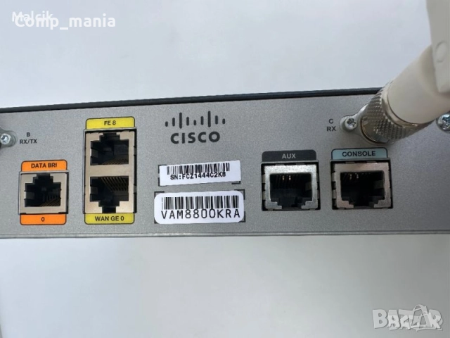 Гигабитов профи рутер Cisco 892-W, снимка 7 - Рутери - 51984357