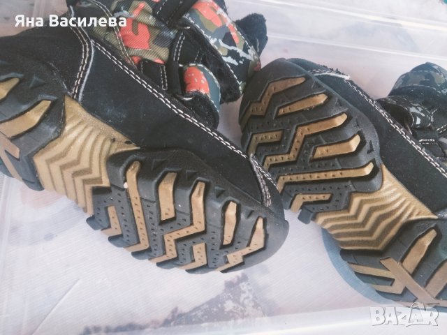 Топли ботушки 22 номер, снимка 3 - Детски боти и ботуши - 44003592