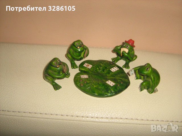 жаби играят покер