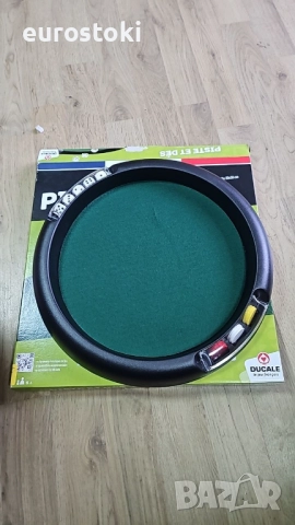 La Ducale - 33 см тава за зарове с 5 зара Yahtzee и 21 жетона. Зелен Пластмасова тава за зарове , снимка 6 - Настолни игри - 52471888