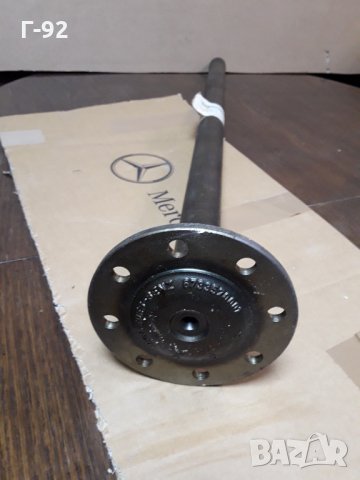 A6733570001**NEU**MERCEDES-BENZ**LKW**814**ПОЛУОСКА**1987-1996**, снимка 2 - Части - 33597058