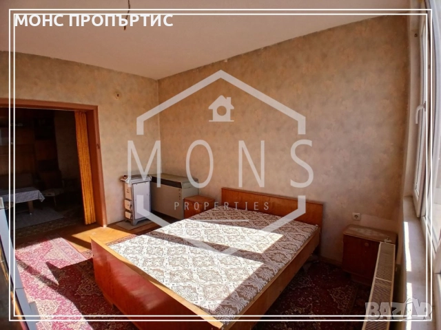 Просторен тристаен апартамент в централната част на гр. Севлиево., снимка 3 - Апартаменти - 52523656