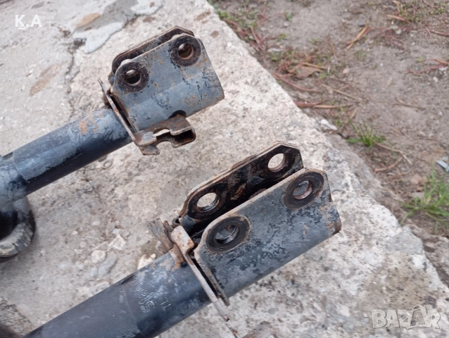 Предни амортисьори Renault Laguna 1.9 dci 102, снимка 2 - Части - 51913786