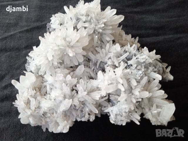 №8, Кварц,Кварцова друза със сфалерит, Кристали,Минерали,Родопи,BGminerals,