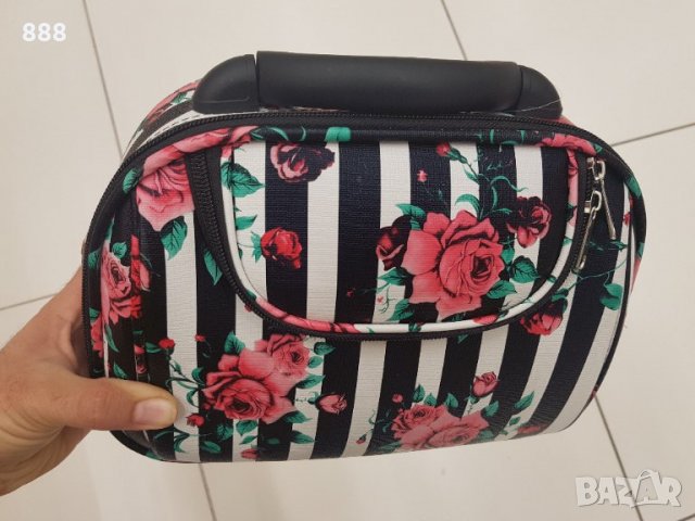 Несесер  куфарче, снимка 2 - Куфари - 35284793