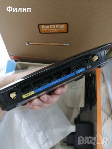 Рутер Linksys WRT160NL, снимка 2 - Рутери - 33277154