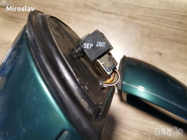 Огледала с мигач c220 cdi, снимка 3 - Части - 52105026