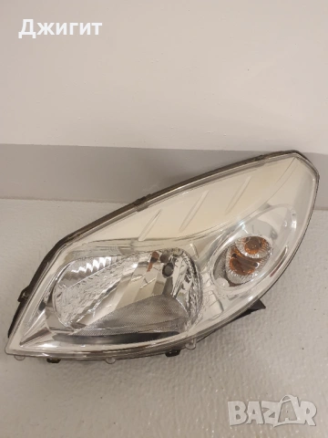 Оригинален фар за Dacia Sandero 