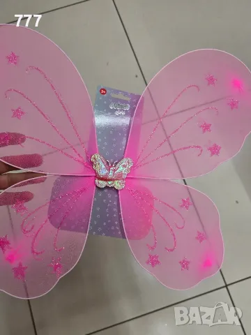 детски крила на пеперуда 