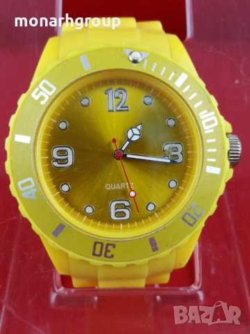 Часовник Унисекс жълт гумен